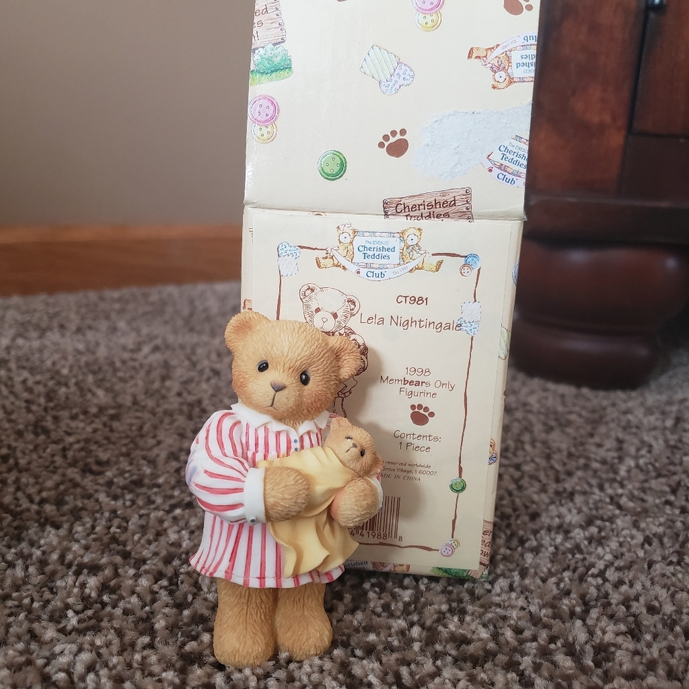Cherished Teddies "Lela Nightingale"